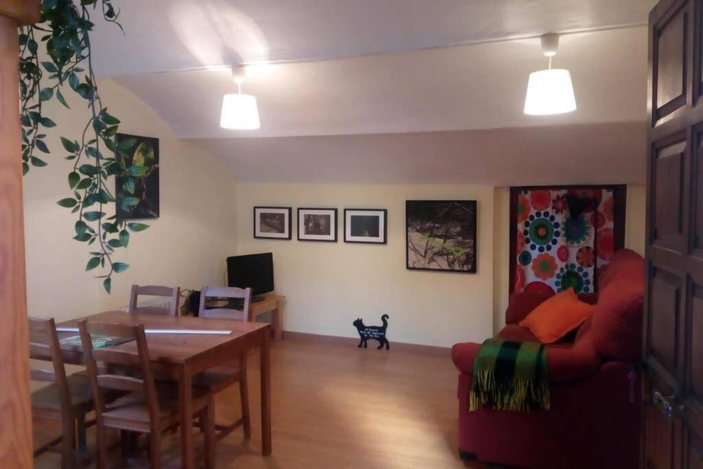 202A Atico Con Encanto - Centro De Villaviciosa บีญาวิซิโอซา ภายนอก รูปภาพ